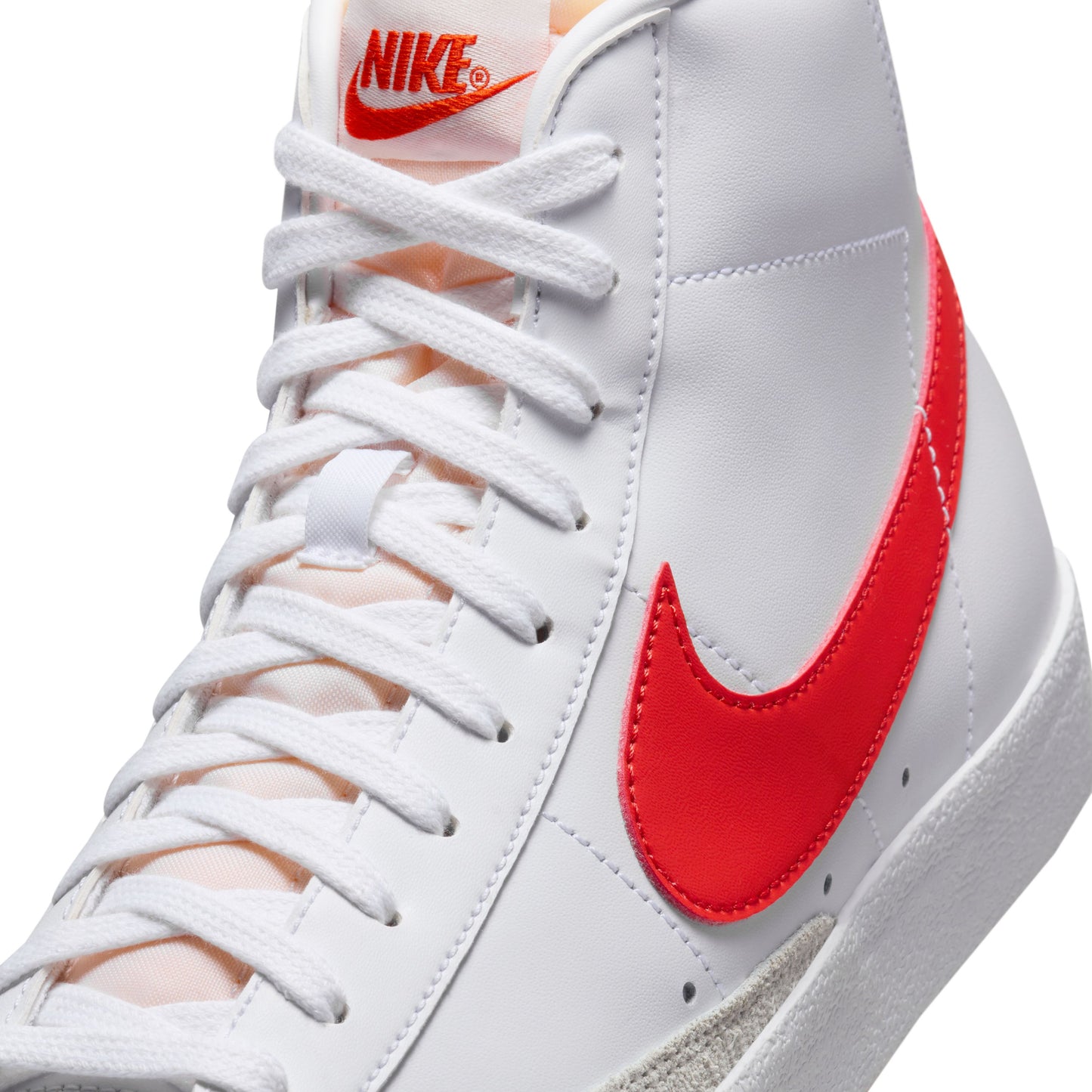 ZAPATILLAS NIKE BLAZER MID 77