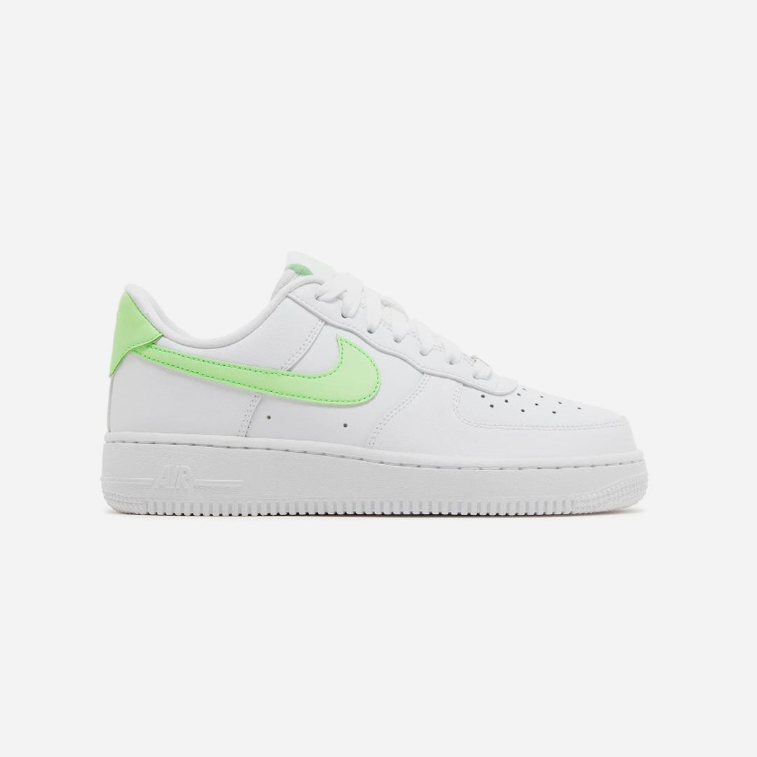 Zapatilla AIR FORCE 1 '07 REC - Mujer